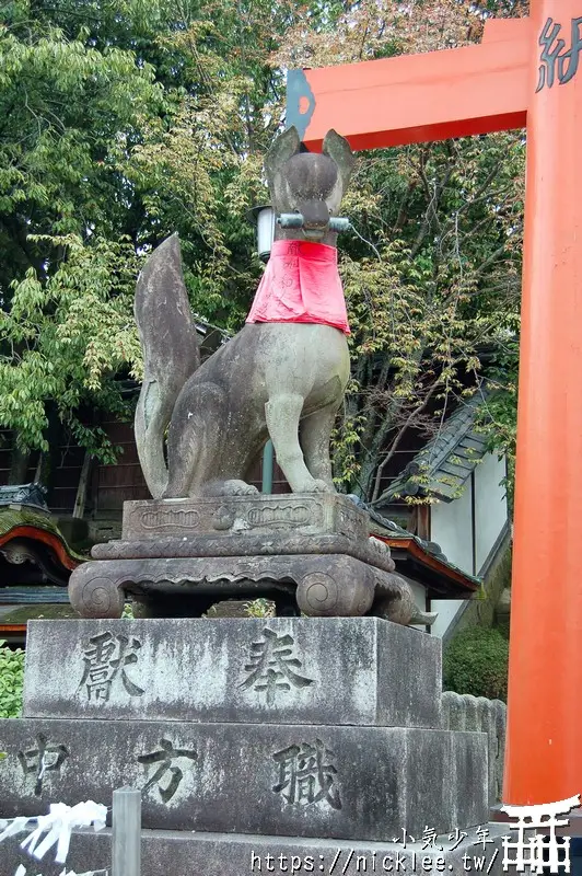 【京都景點】伏見稻荷大社-全日本3萬座稻荷神社總本社,必看超壯觀千本鳥居,神社的吉祥物是狐狸