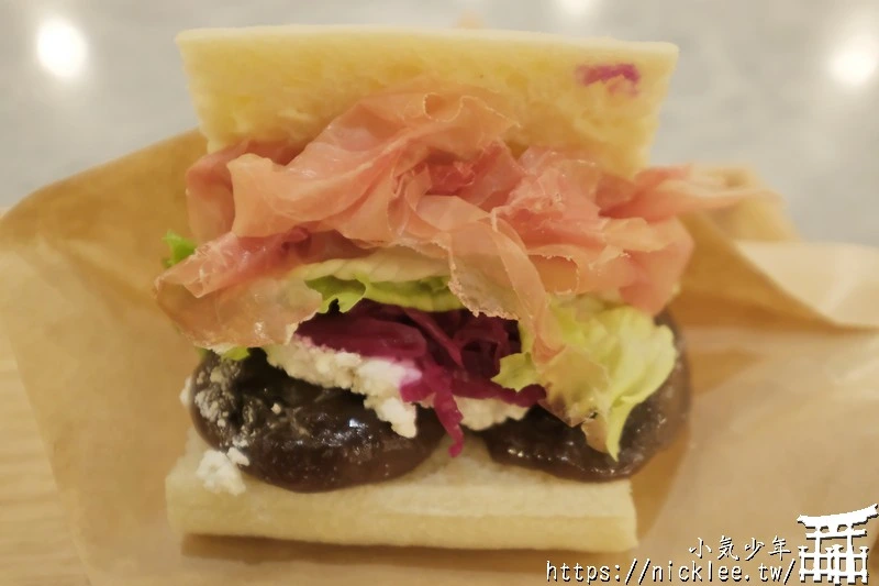 京都住宿-Good Nature Hotel - 位於四條河原町超熱鬧,樓下有商場與米其林餐廳