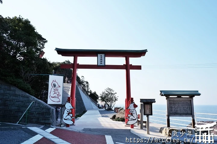 【山口縣】元乃隅神社-CNN評選日本31個最美麗的地方之一,神社前有123座鳥居與日本最難投的奉獻箱