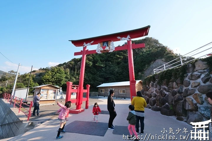 【山口縣】元乃隅神社-CNN評選日本31個最美麗的地方之一,神社前有123座鳥居與日本最難投的奉獻箱