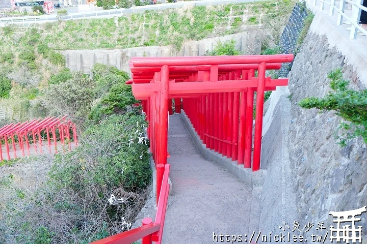 【山口縣】元乃隅神社-CNN評選日本31個最美麗的地方之一,神社前有123座鳥居與日本最難投的奉獻箱