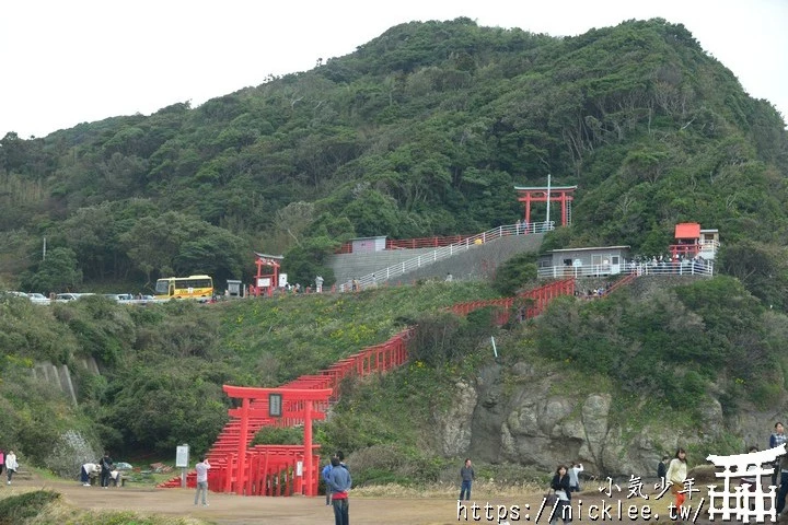 【山口縣】元乃隅神社-CNN評選日本31個最美麗的地方之一,神社前有123座鳥居與日本最難投的奉獻箱