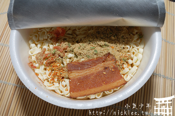 日本泡麵-明星食品-沖繩麵-柴魚昆布湯頭