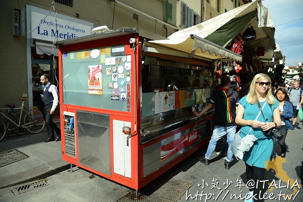 義大利-佛羅倫斯美食-中央市場外的牛肚包與牛肉包