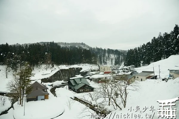 銀山溫泉住宿-仙峽之宿-銀山莊|房間內就可泡湯看風景