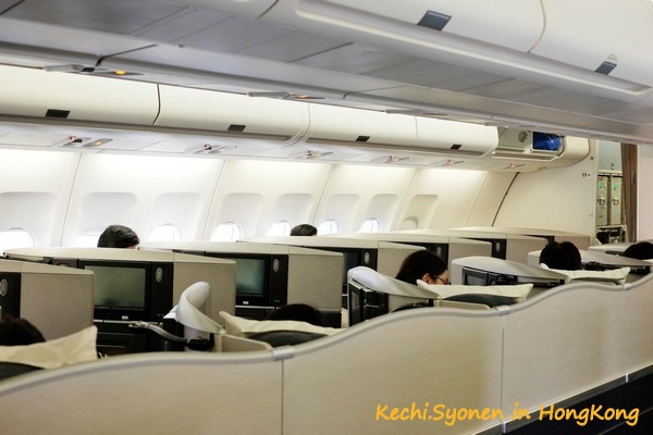 飛行記錄-國泰CX470-香港飛台北-空巴A340-300商務艙