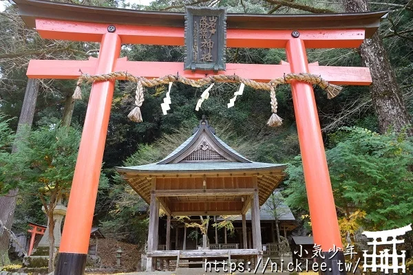 岩戶落葉神社-旅遊雜誌封面常客,遠離京都市區的金黃銀杏祕境