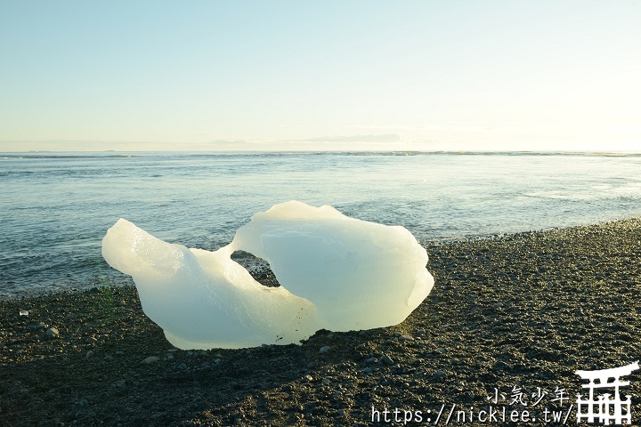冰島-海灘上的巨大冰鑽石-鑽石沙灘右岸