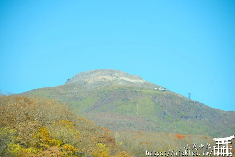 櫪木縣那須高原賞楓景點-杜鵑花吊橋(躑躅吊橋)-10月下旬~11上旬是賞楓旺季,遠眺壯觀的山谷楓紅之美