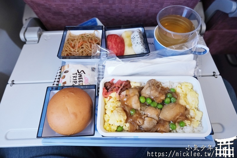  華航CI152-台北飛大阪-A330-300 經濟艙 (2022.09)
