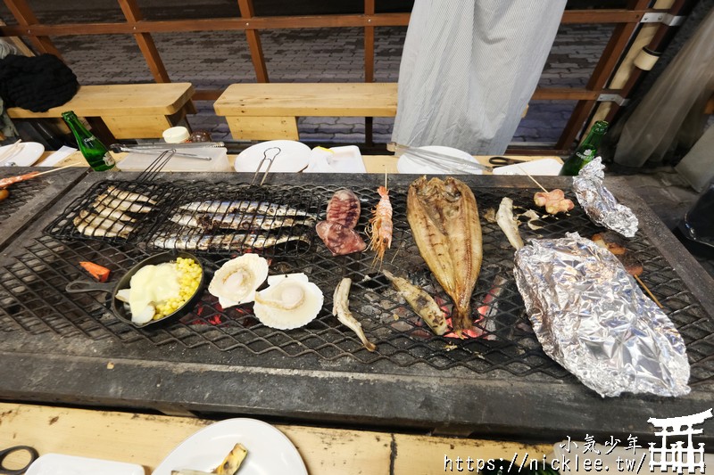 釧路美食-岸壁爐端燒-吹著夏夜晚風吃炭烤美食