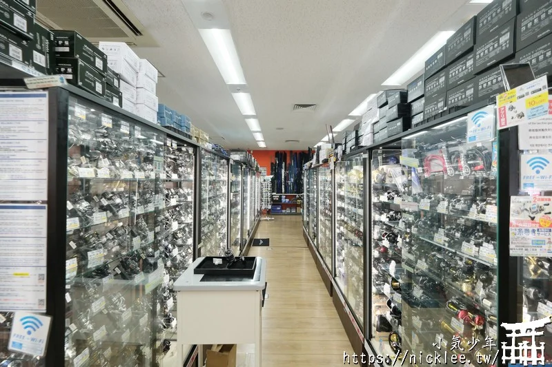 大阪釣具店-FishingMax難波店-難波站2分鐘可到,路亞客必來,特價品是台灣售價6折以下