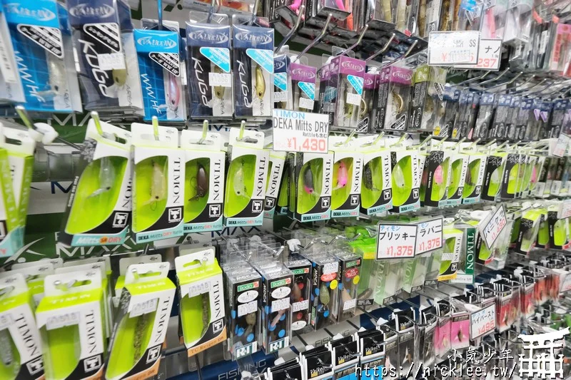 大阪釣具店-FishingMax難波店-難波站2分鐘可到,路亞客必來,特價品是台灣售價6折以下