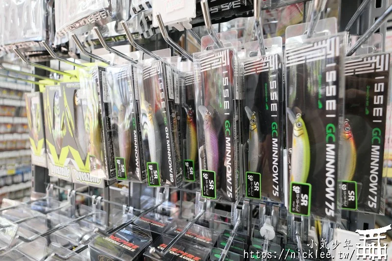 大阪釣具店-FishingMax難波店-難波站2分鐘可到,路亞客必來,特價品是台灣售價6折以下