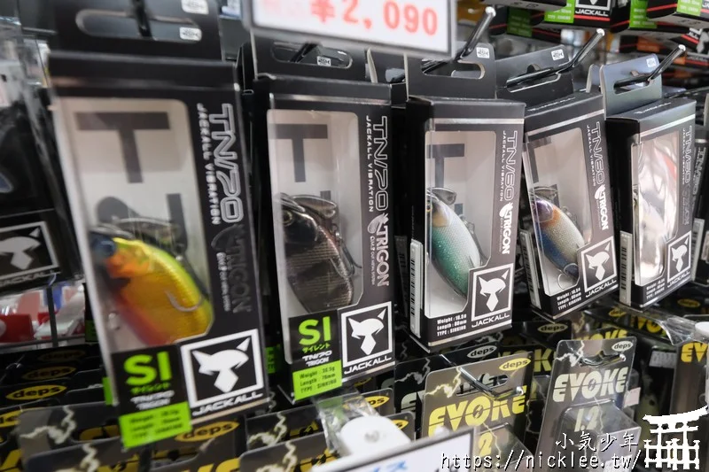 大阪釣具店-FishingMax難波店-難波站2分鐘可到,路亞客必來,特價品是台灣售價6折以下