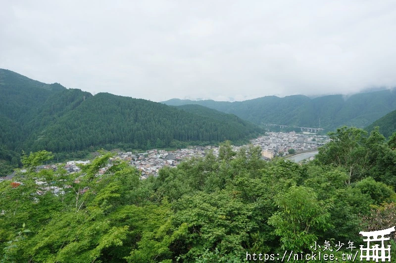 岐阜景點-郡上八幡城-有日本最美山城之稱,日本最古老的木造再建城