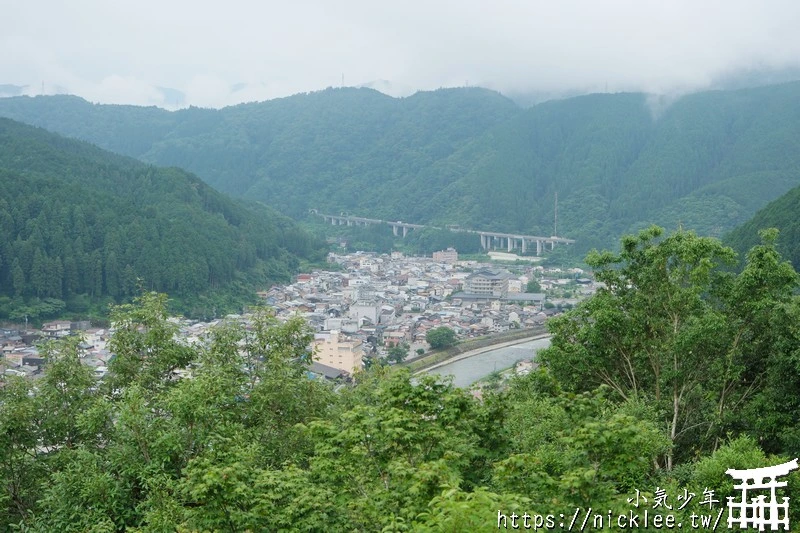岐阜景點-郡上八幡城-有日本最美山城之稱,日本最古老的木造再建城