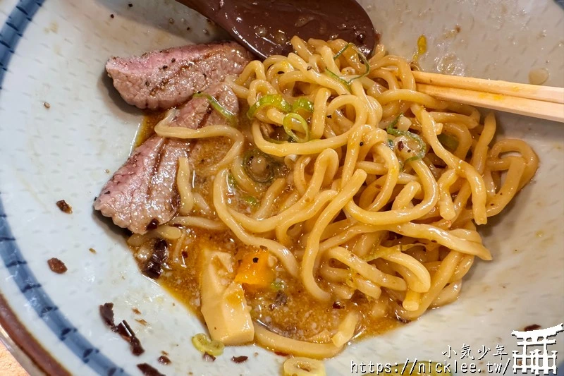 飛驒高山美食-飛驒中華拉麵專門店 M-推薦飛驒牛牛排油麵