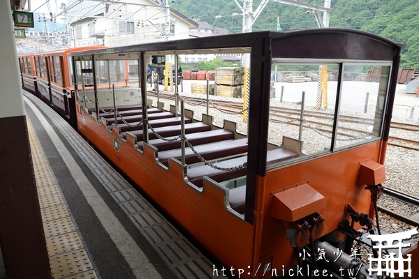 富山交通-黑部峽谷鐵道-通行於峽谷之間的小火車