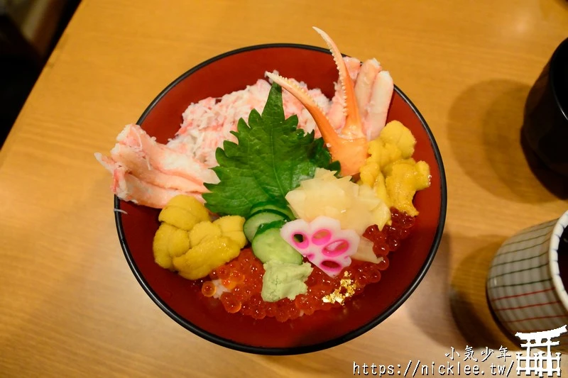 金澤近江町市場-金澤市民的廚房,有300年的歷史,美食推薦海鮮丼與擔擔麵
