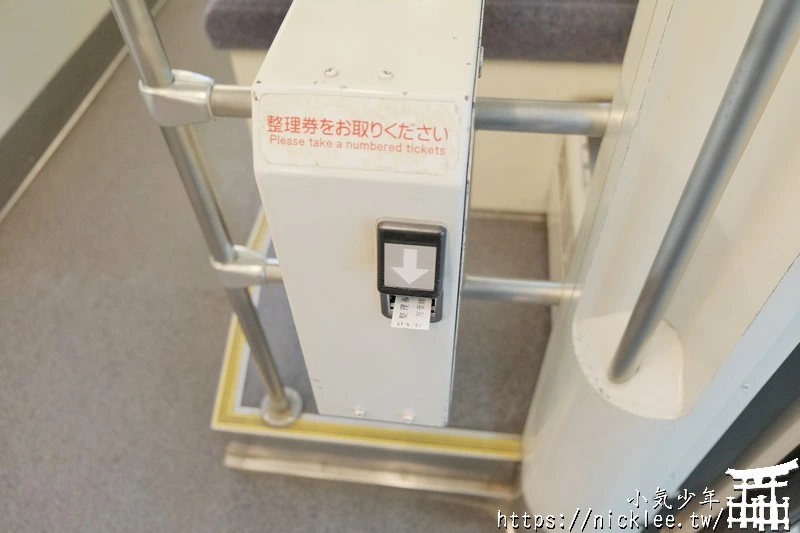 富山高岡萬葉線-有哆啦A夢列車，不過我沒坐到