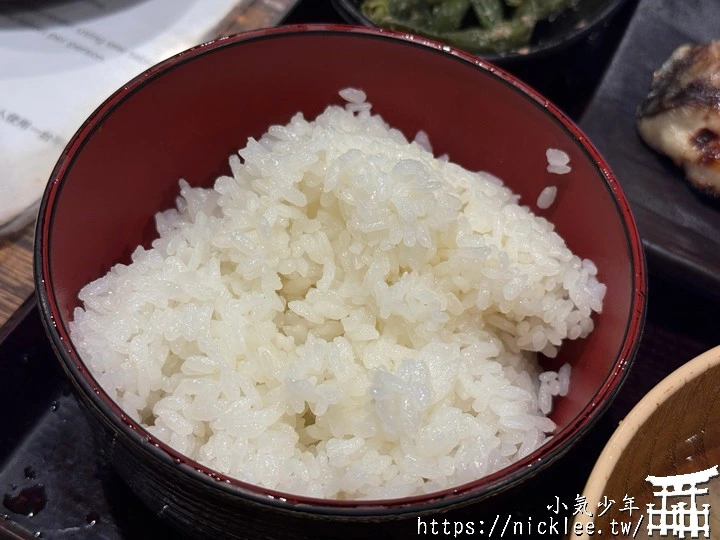 難波早餐推薦-新八食堂南海通店-炭火烤魚定食,平價又好吃