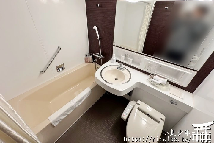 京都住宿推薦-京都新阪急飯店-京都車站對面,走路3分鐘,飯店前就是美食地下街Porta