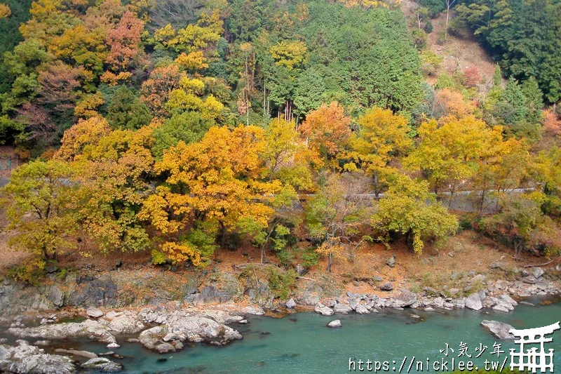 嵐山小火車-嵯峨野觀光鐵道-春天賞櫻,秋天賞楓的嵐山推薦行程