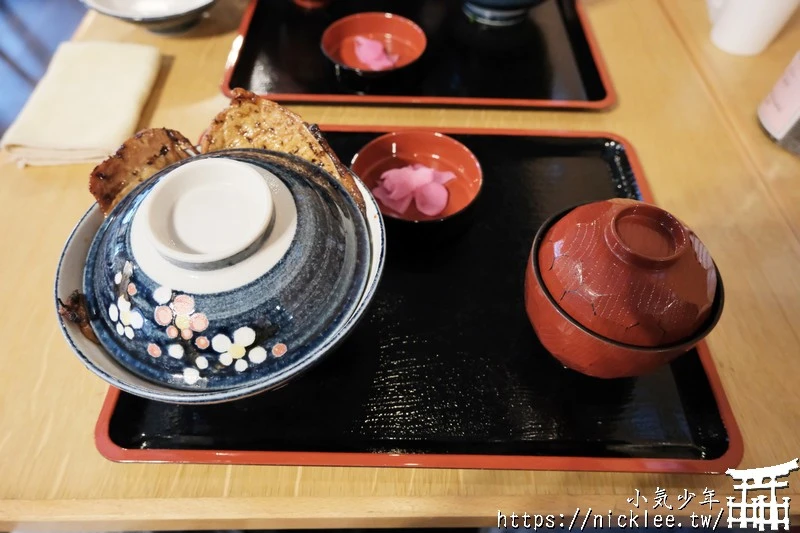 埼玉秩父-長瀞名物-有隣味噌豬排丼