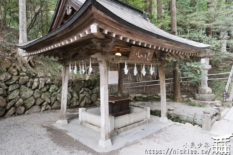 埼玉景點-寶登山神社-寶登山參道上種滿櫻花,神社的大黑天寶槌籤詩值得收藏