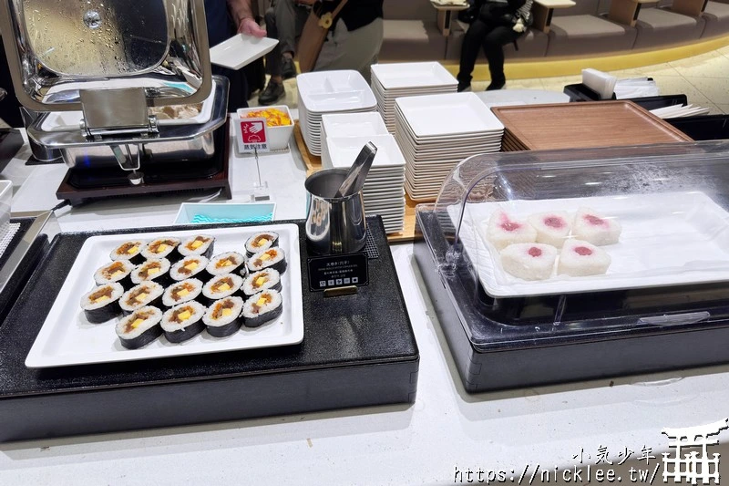 關西機場貴賓室-KIX Lounge Kansai-近900坪的空間,可容納658人,華航,長榮,星宇都用它