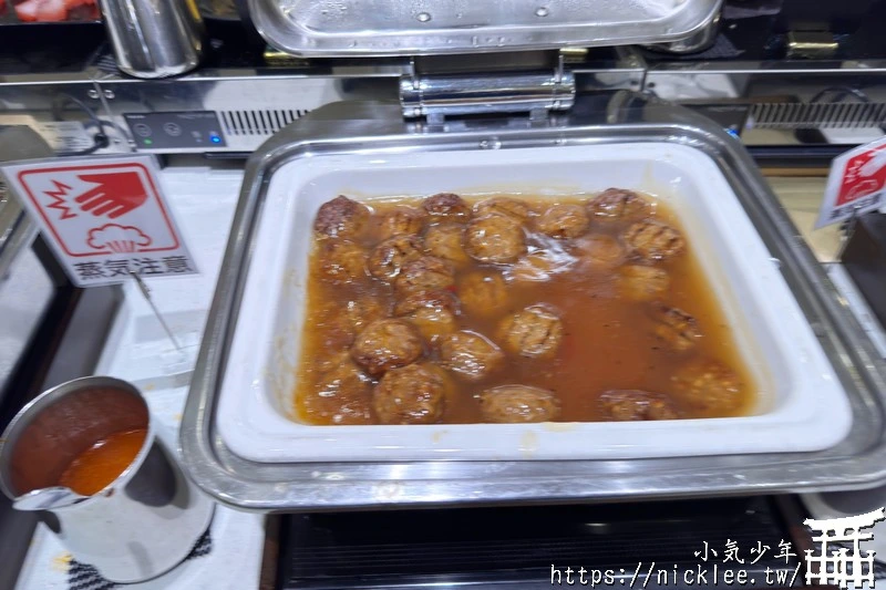 關西機場貴賓室-KIX Lounge Kansai-近900坪的空間,可容納658人,華航,長榮,星宇都用它