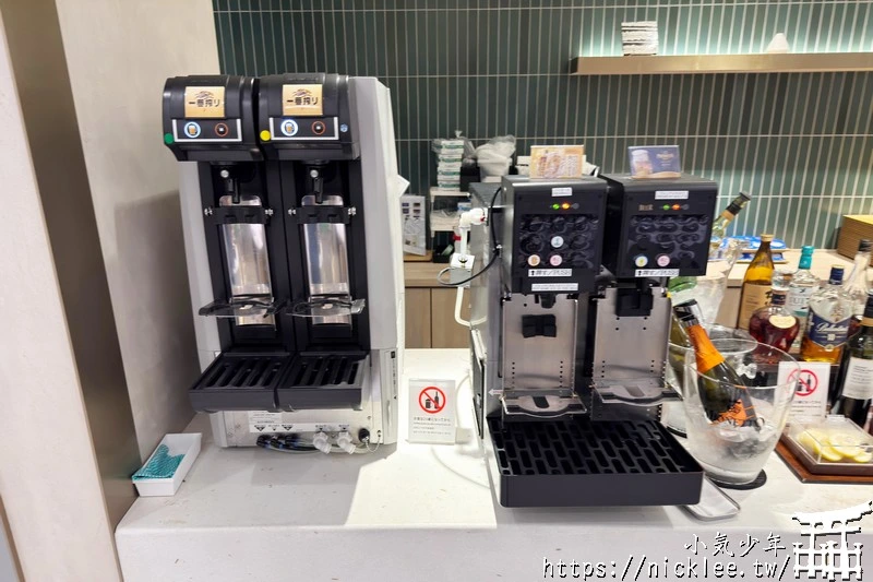 關西機場貴賓室-KIX Lounge Kansai-近900坪的空間,可容納658人,華航,長榮,星宇都用它