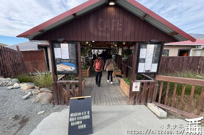 紐西蘭美食|Fergburger,Burgerfuel,Fairlie Bakehouse,高地鄉村鮭魚,Mt Cook Alpine Salmon,山頂餐廳 Stratosfare